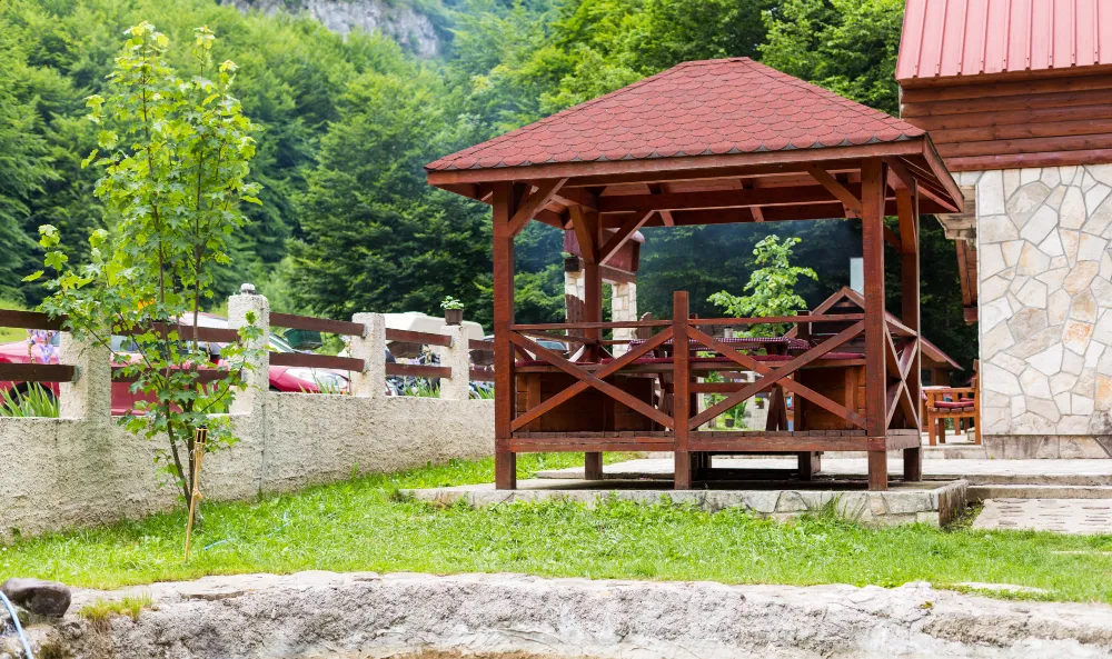 Gazebos & Pergolas